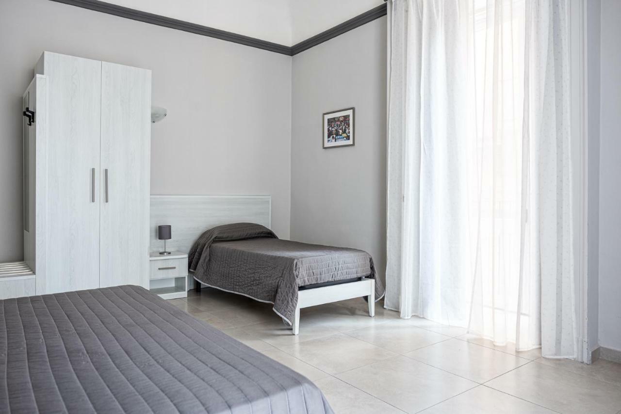 Hotel Costanza Catania Exterior photo